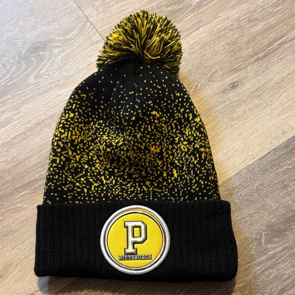 Pittsburgh Pom-Pom Beanie - Black and Yellow